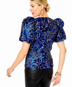 Best Pirce 😉 Lilly Pulitzer 👩 women Pratt Top in Blue Grotto Twilight Floral Brocade ✔️ -The Original Shop 783070f6f4bf40d192606de9893454dc 4ef65d1e ab9c 4fd8 bb64 1e3b45340321 1080x